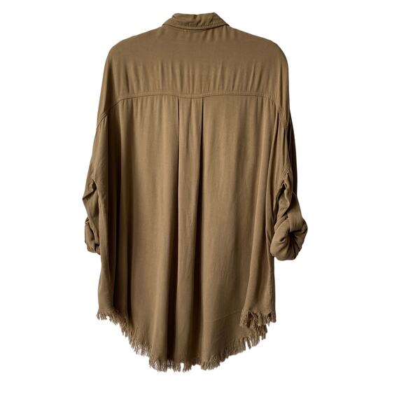 White Birch Frayed Hem Utility Shirt Women M Mushroom Tan Quiet Luxury Button Up - Picture 2 of 11